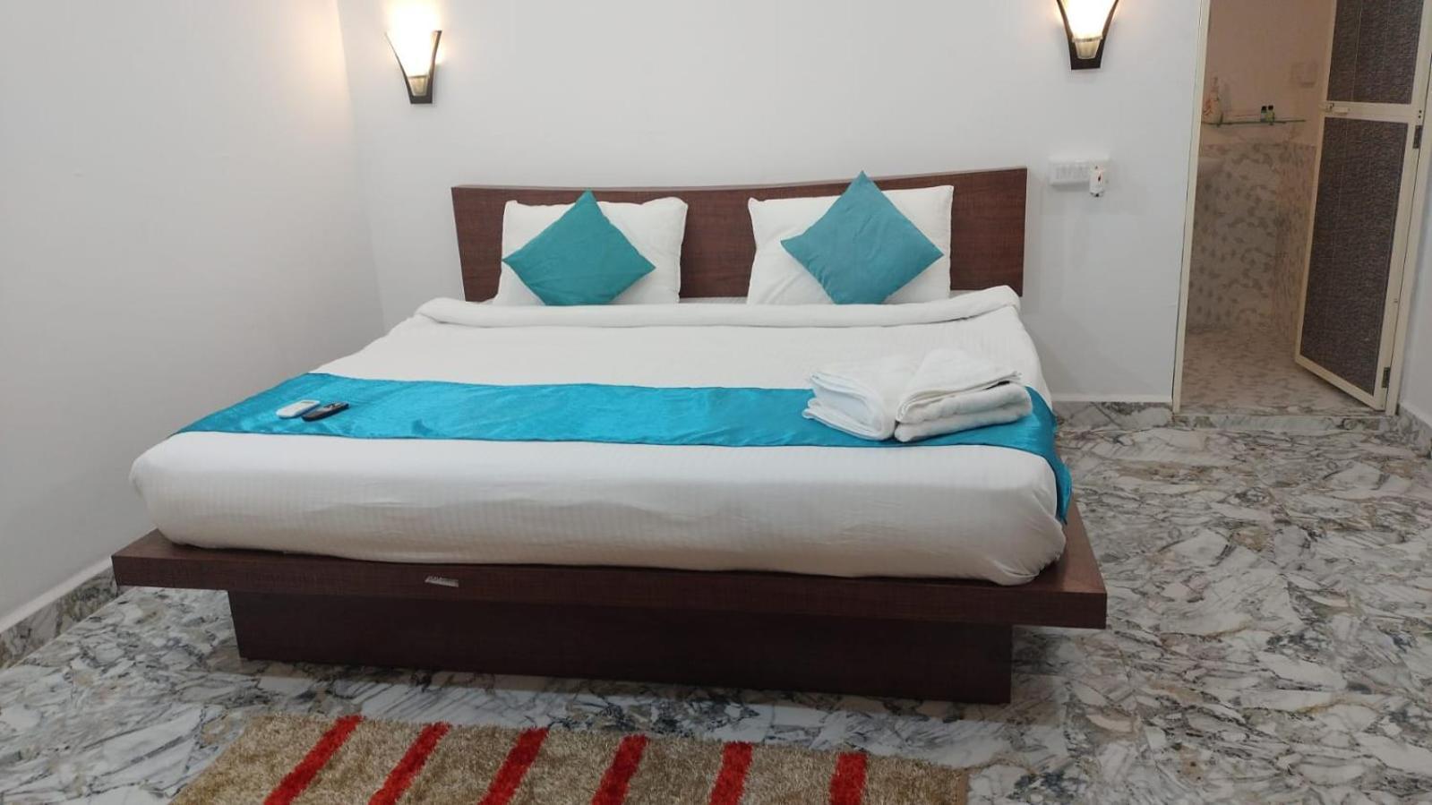 Silent Waves Hotel Agonda Room photo